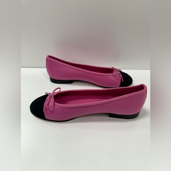 CHANEL Lambskin Grosgrain Cap Toe CC Ballerina Flats in Pink/Black - Picture 5 of 11
